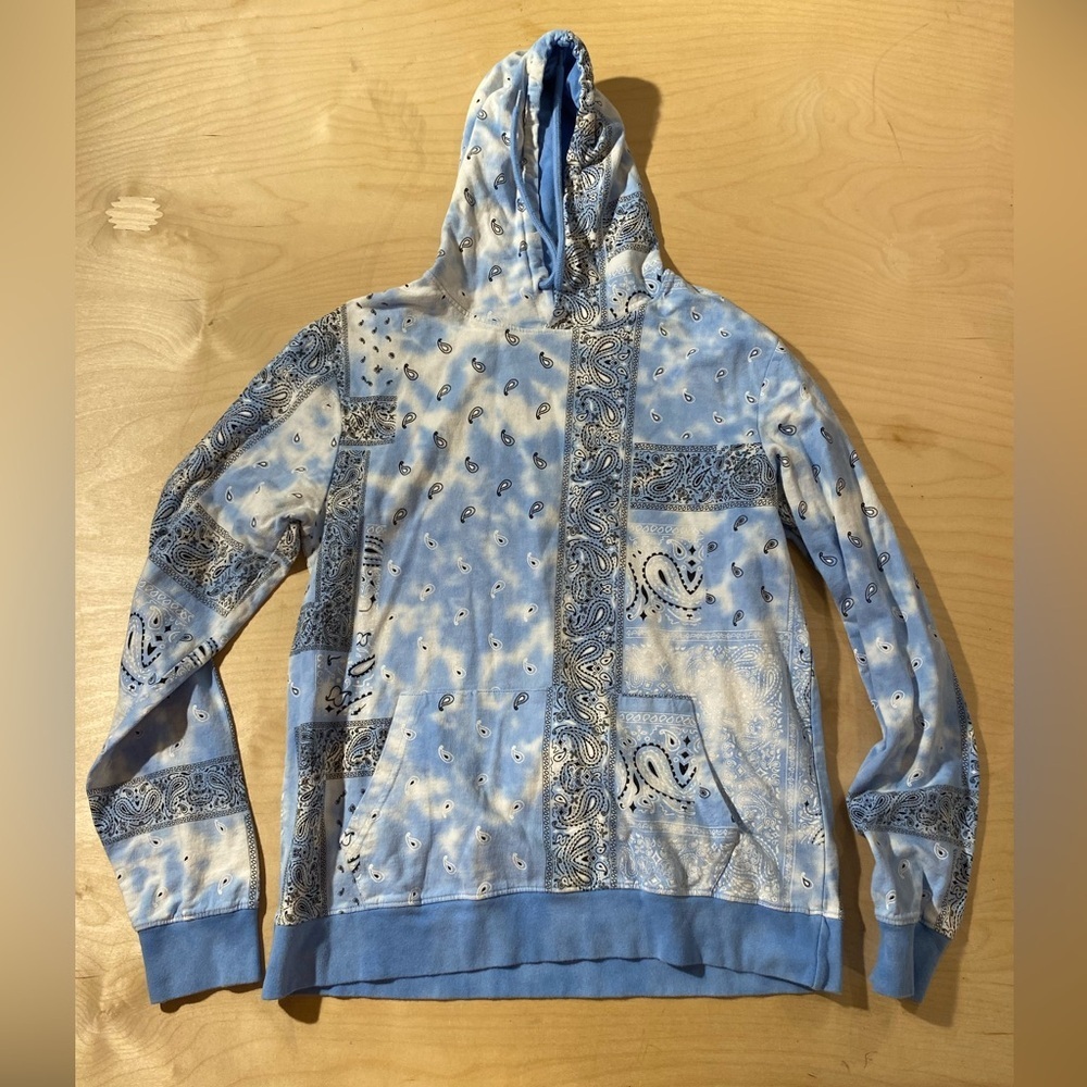 Rue21 Light Blue Paisley Hoodie Medium (OO) - Picture 4 of 11
